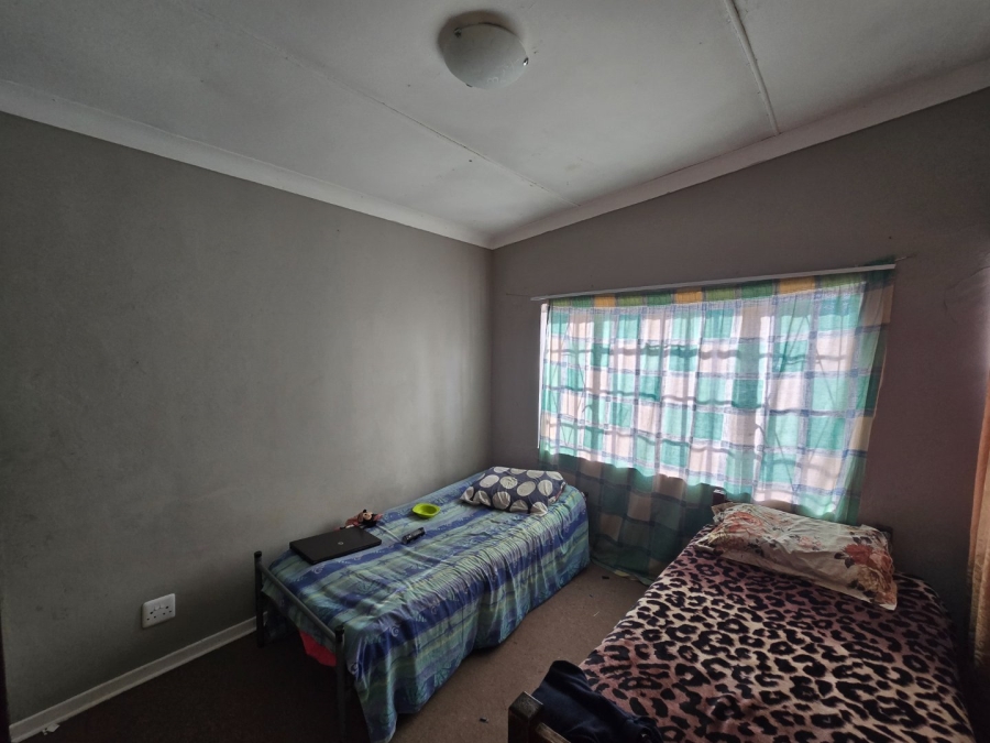 8 Bedroom Property for Sale in Bayswater Free State